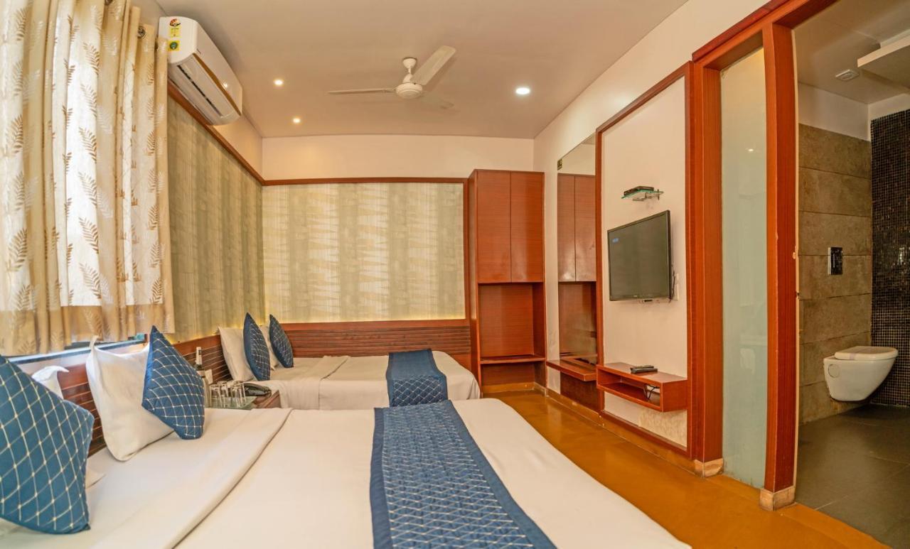 Uddhav Vilas A Family Hotel Ουνταϊπούρ Εξωτερικό φωτογραφία