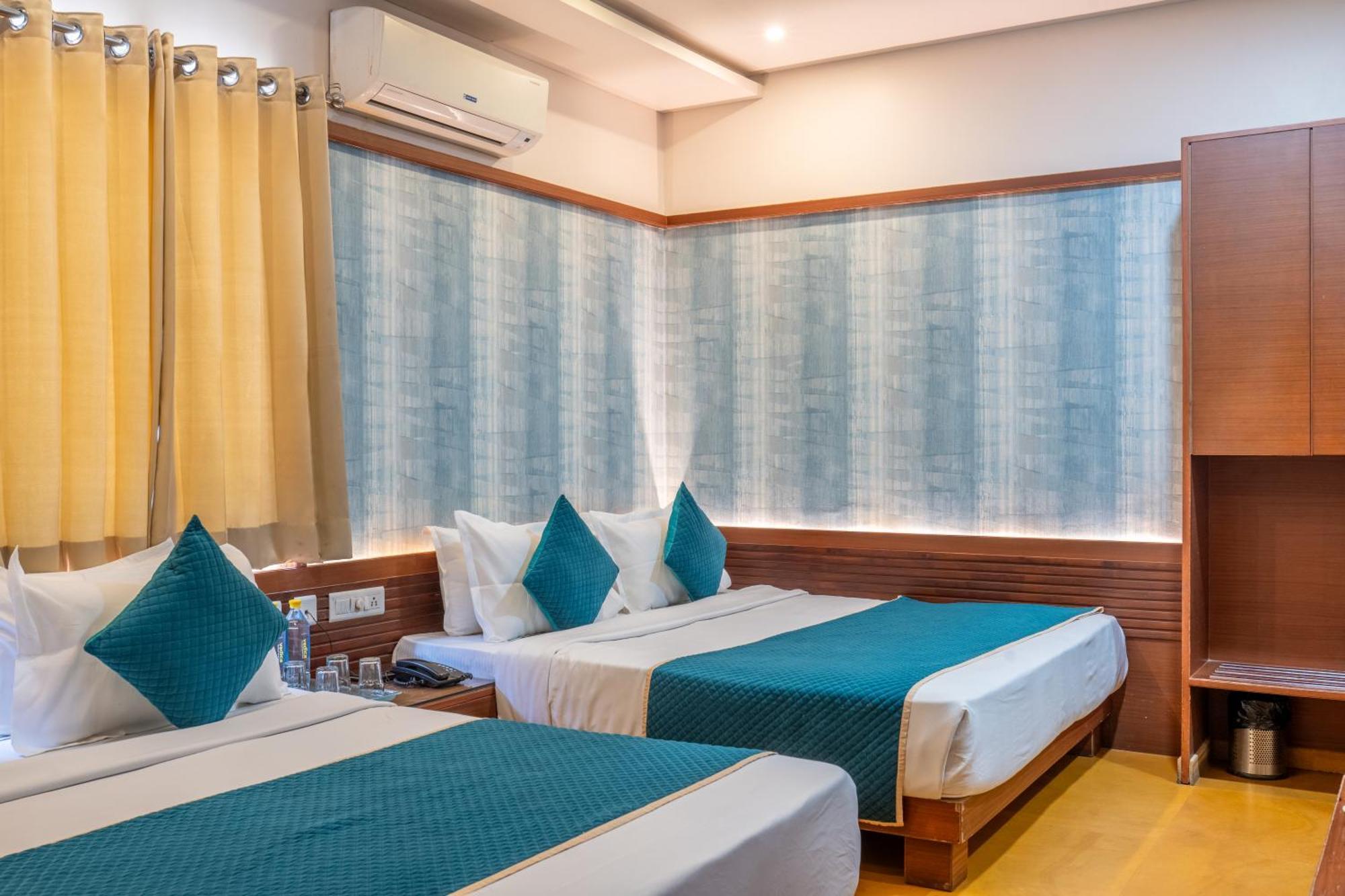 Uddhav Vilas A Family Hotel Ουνταϊπούρ Εξωτερικό φωτογραφία